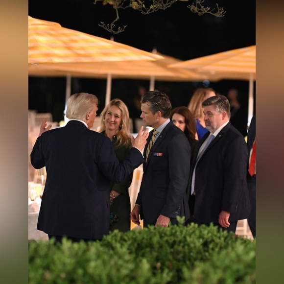 8x10 President Donald Trump hosts a Rose Garden Club Dinner 16pc Photo Set - Picture 4 of 16